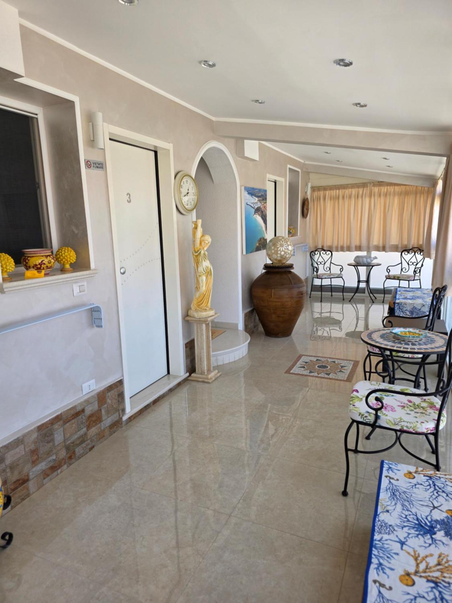 La Perla Del Tirreno Bed & Breakfast Tropea Dış mekan fotoğraf