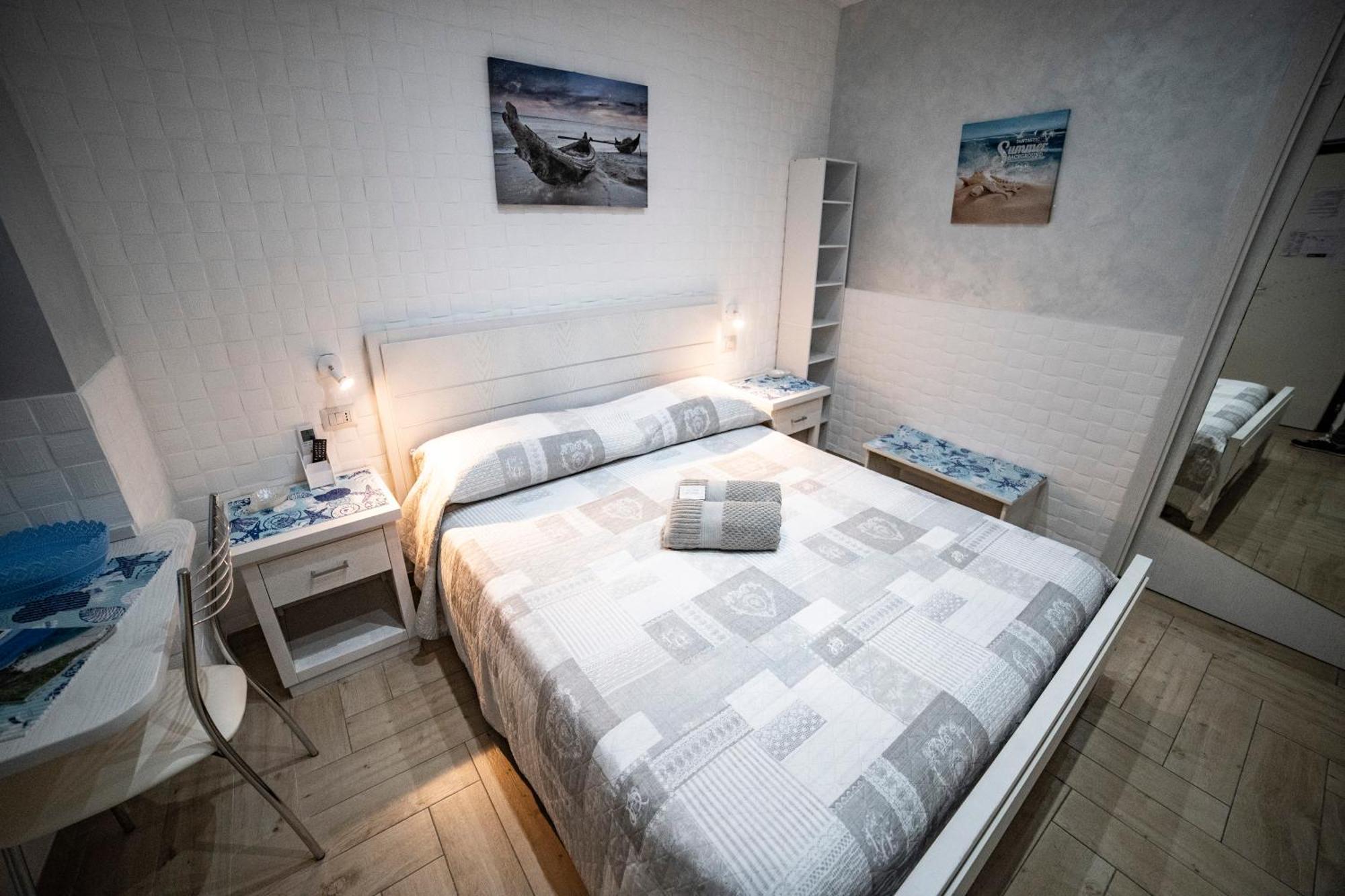 La Perla Del Tirreno Bed & Breakfast Tropea Oda fotoğraf