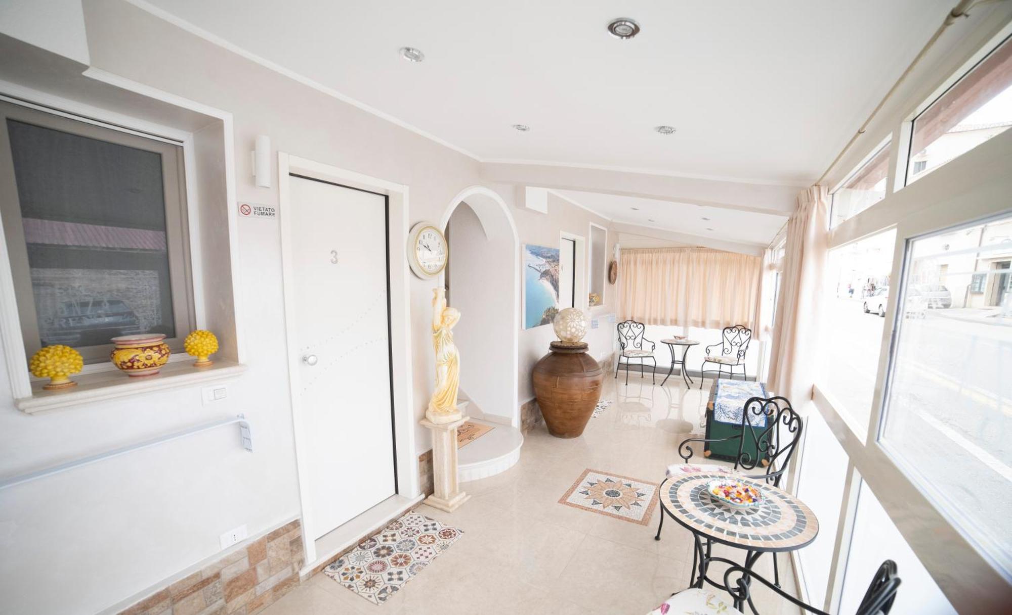 La Perla Del Tirreno Bed & Breakfast Tropea Dış mekan fotoğraf